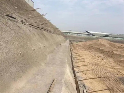 耒阳河道边坡加固
